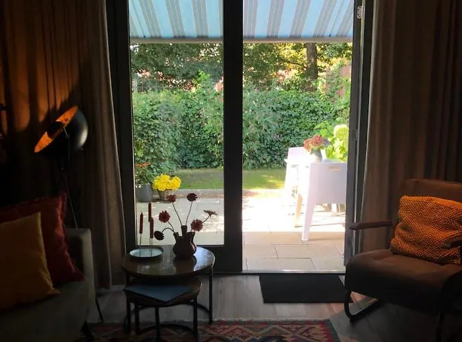 לינה וארוחת בוקר Luxe 